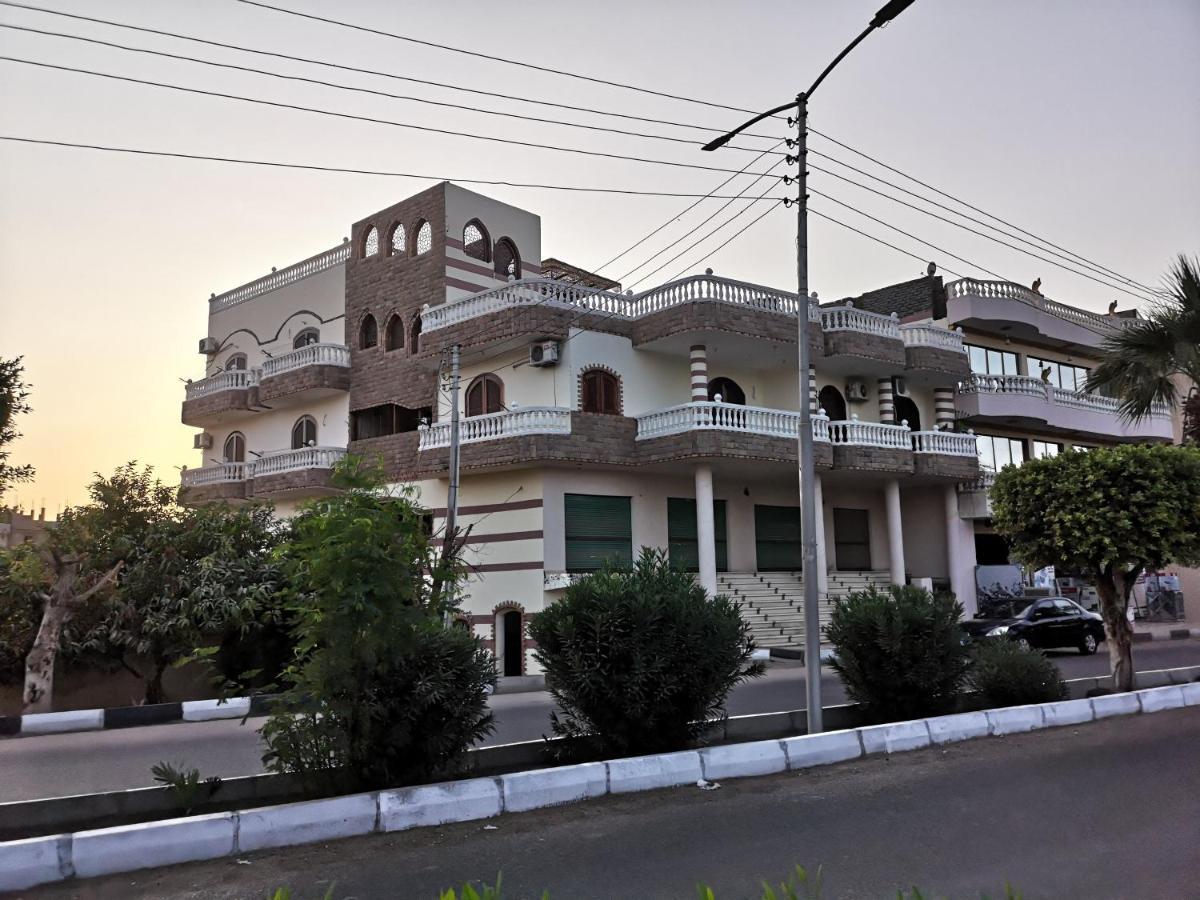 Luxor Bella Vista Apartments And Hotel Exterior photo